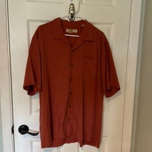 Tommy Bahama men’s silk button down- Large